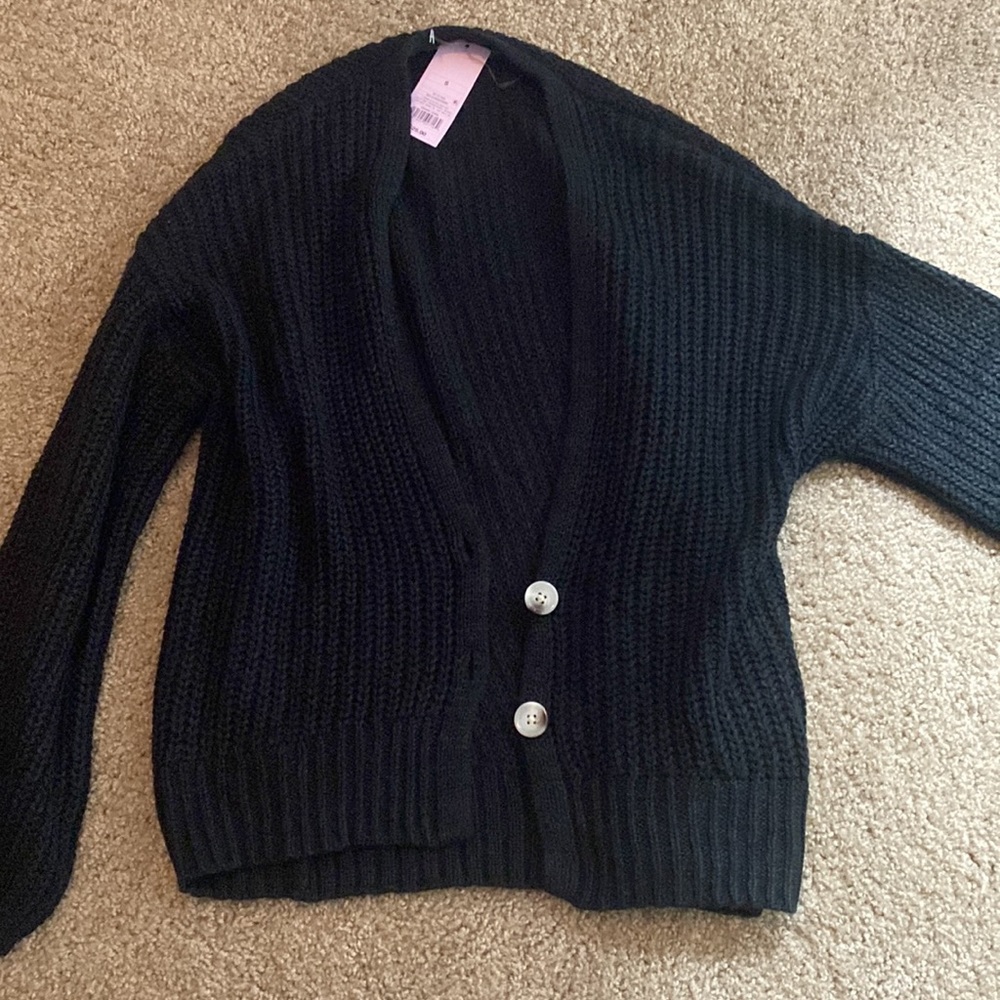 Two Wild Fable Sweaters - Picture 3 of 4